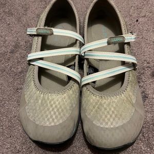 L.L. Bean Mary Jane Sneakers water shoes